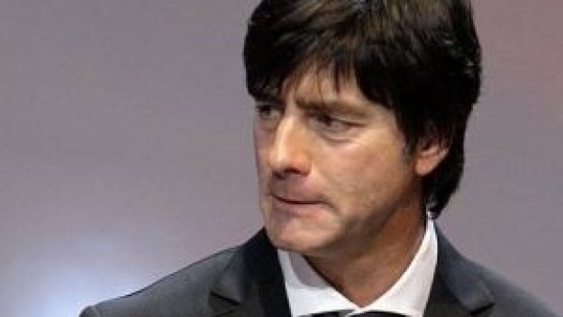 Тайна среща между Йоахим Льов и ван Гаал