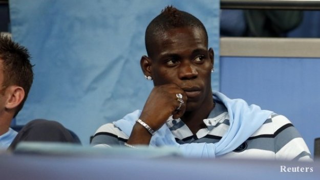 Балотели вбесил Манчини, той го блъснал