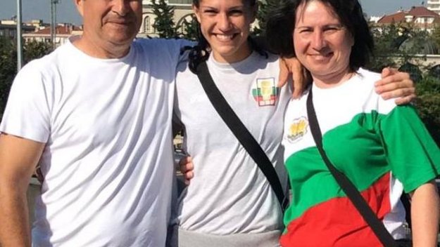 Станимира Петрова е боксьор №1 в света през април