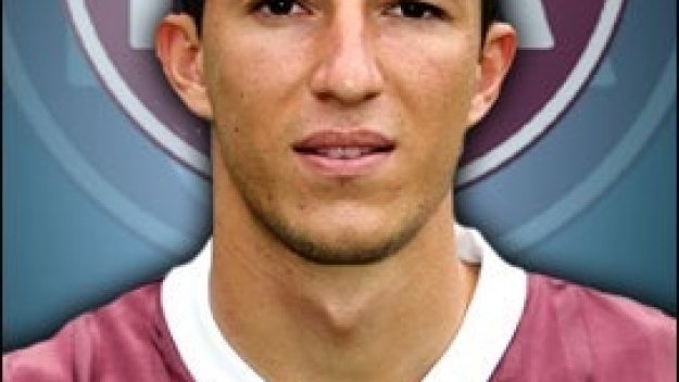 Мицански е привлякъл интереса на редица клубове