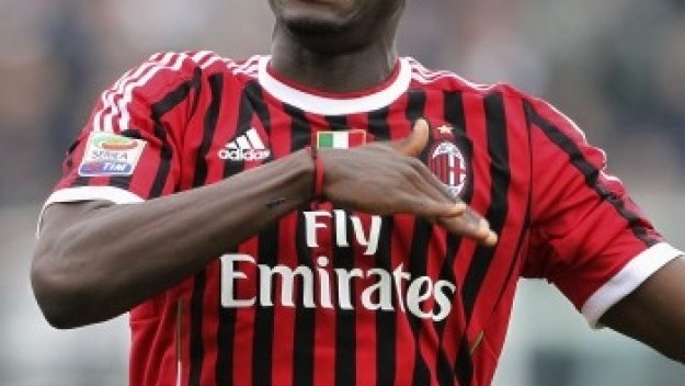 Хлапе се изгаври със Съли Мунтари