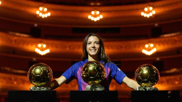 Шок за Барса и Испания: Носителката на Златната топка счупи крак