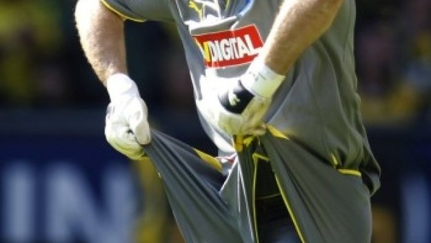 Шалке рестартира кариерата на забравения Тимо Хилдебранд