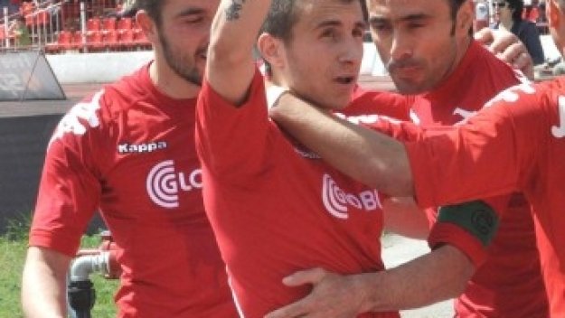 Стойчо разпусна ЦСКА до четвъртък