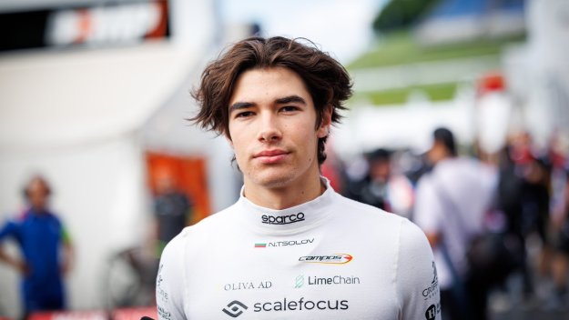 Браво Никола! Българинът 7-и в първата си квалификация във Формула 2