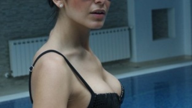 Бивша на Коко Динев стана жертва на хакери