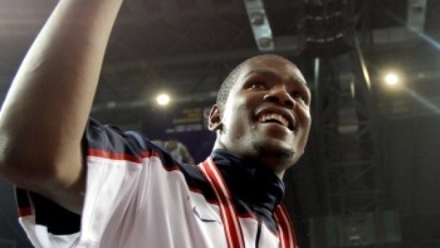 Дюрант осигури и почивка на САЩ