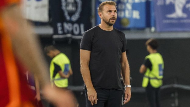 Падаш с 0:7 и уволняваш треньора си