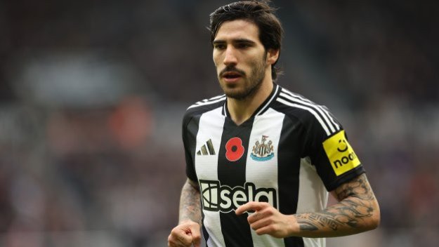 Завръщане в Италия? Нюкасъл реши бъдещето на Тонали