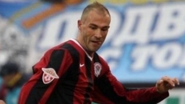 Амкар смачка поляци, Пеев бележи