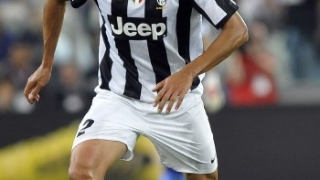 Ювентус и Лусио се разделиха