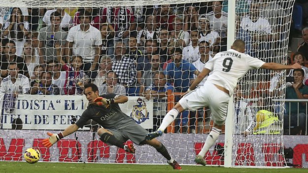 Бензема се нареди до Сантиляна и Уго Санчес