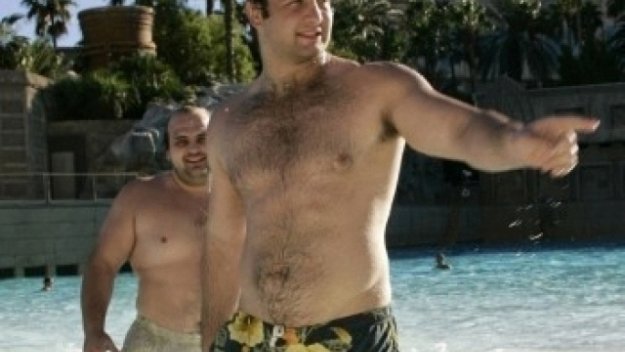 Котоошу прекрати участието си на турнира по сумо в Осака