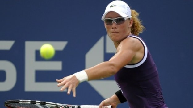 Водачките в схемата с лекота се класираха за четвъртфиналите в Осака