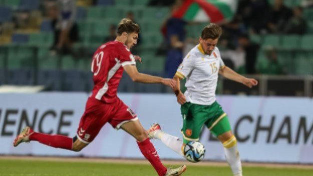 Пренебрегнат от Александър Димитров нападател герой в Германия