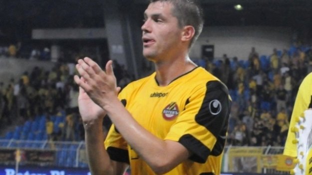 Домо дебютира с два гола за Черно море