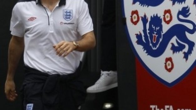 Франк Лампард сяда на пейката за мача с Черна гора