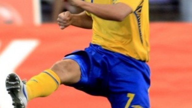 Играч вкара гол от воле, при това от над 50 метра + ВИДЕО