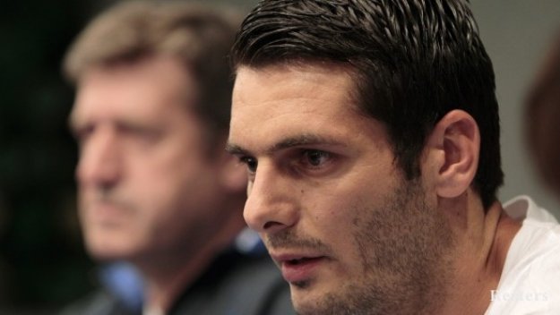 Анжи се разбра със Севиля за Емир Спахич