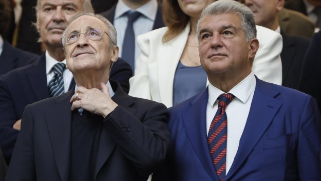 Лапорта надъха сломените играчи на Барса