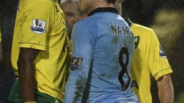 Канарче се присмя на Самир Насри