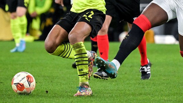 Мачовете по телевизията днес, 24 февруари