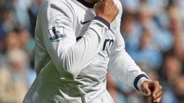 Блекбърн взима Джон Карю през зимата