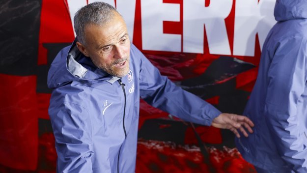 Луис Енрике каза защо ПСЖ клекна пред Байерн