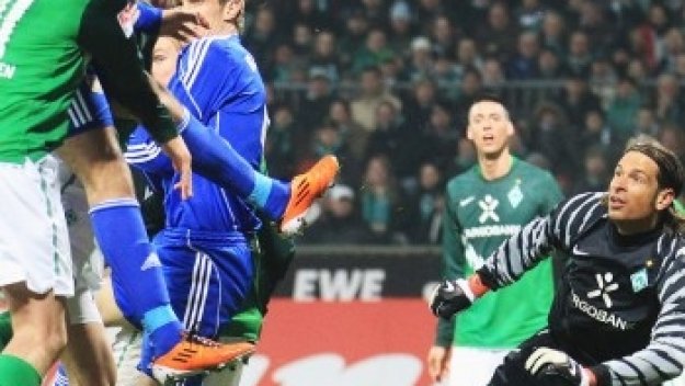 Вердер с драматичен обрат срещу Байер