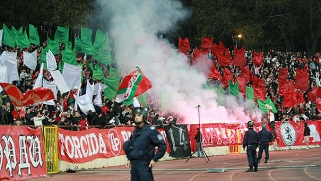 Хвърлят още полицаи за Левски - ЦСКА