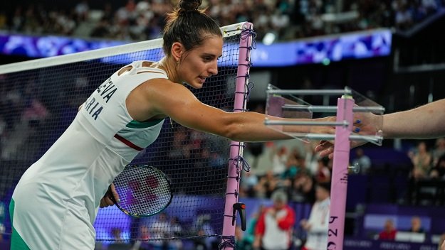 Стефани Стоева и Цветина Попиванова си гарантираха три медала от Кардиф