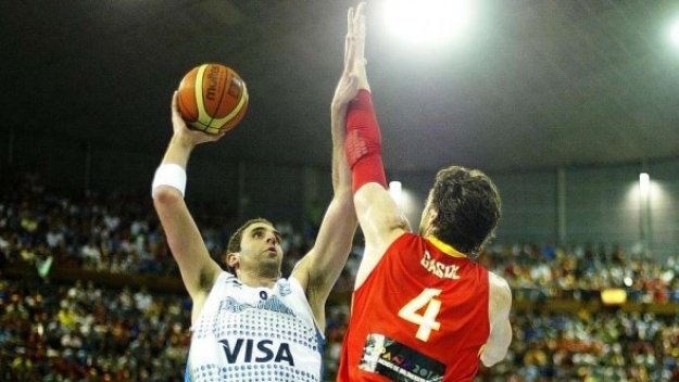 Испания разби Аржентина в контрола