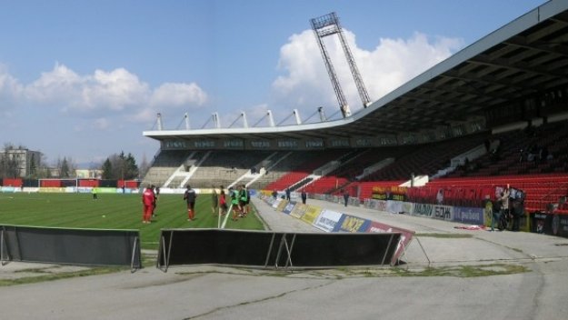 Държавата дава 1 милион за стадиона на Локо София