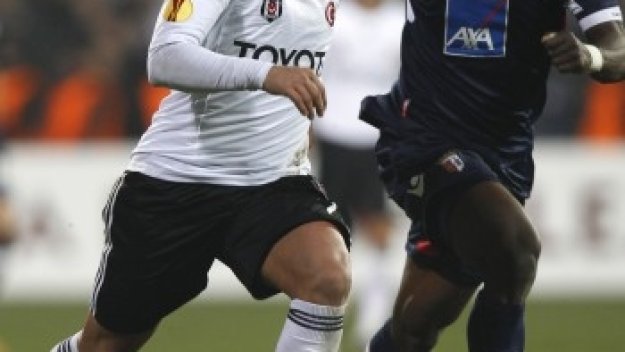 Бешикташ освободи Рикардо Куарешма