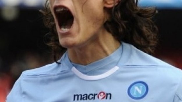 Кавани с втори хеттрик за месеца