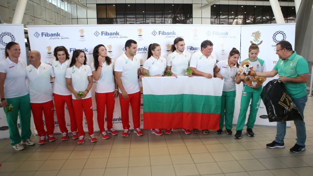 Селишка срещу "абонат" от Румъния в Токио
