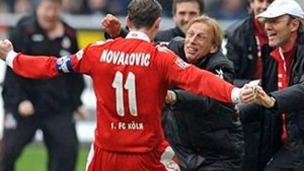 Новакович напира за нов договор, Кьолн го реже за преговори