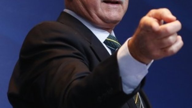 Бразилия без Кака и Роналдиньо на Купата на Конфедерациите