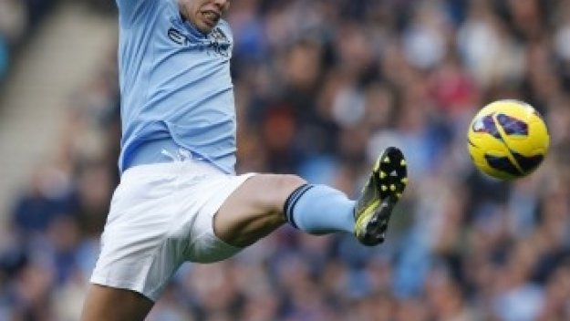 Ман Сити продава Насри през лятото