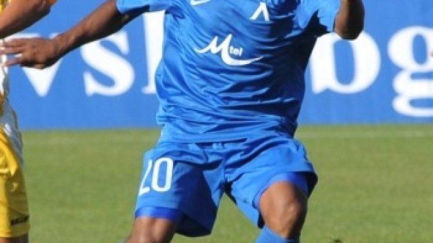 Жо още е без договор с Крансодар