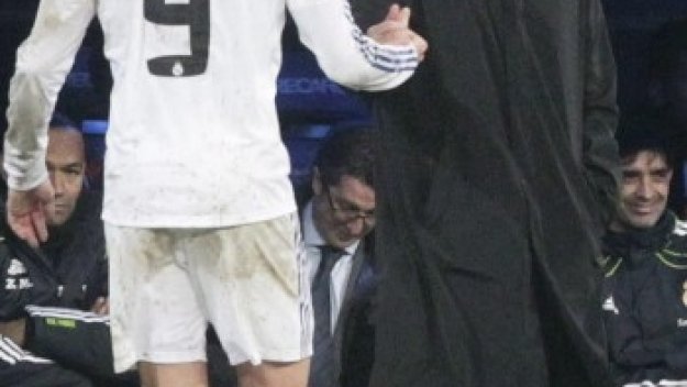 Бензема се връща сред титулярите