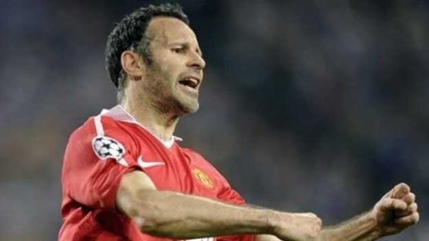 Гигс учи усилено за треньор