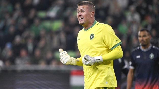 Падт останал в Лудогорец заради децата си