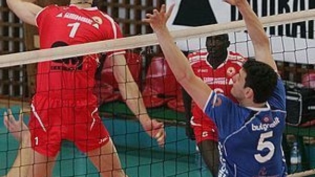 ЦСКА победи Левски в първото голямо дерби за сезона