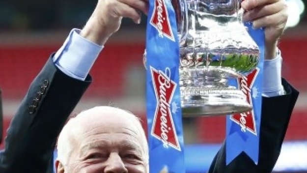 От Уигън биха заменили купата за оцеляване