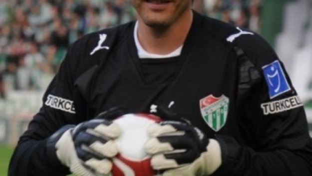 Иванков и Бурса без проблеми мачкат с 5:1 в Турция