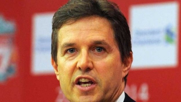 Виновникът за кризата в Пул остава в клуба, но не като изп. директор