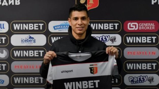 Новият в Локо Пловдив е вкарвал на Руи Патрисио и Кариус, класира Перу световно 