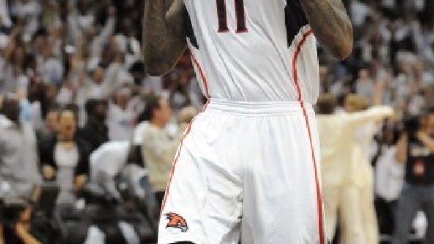 Крофърд съсипа Орландо с невероятна тройка