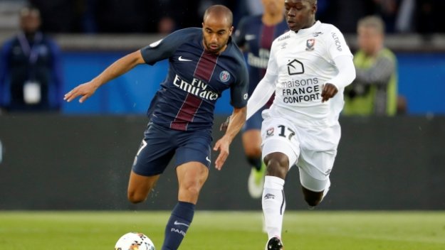 Тотнъм вади 22 млн. лири за Лукас Моура от ПСЖ